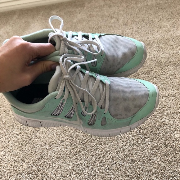 CUSTOM Women’s nike Free 5.0 leopard and mint green size 8 - Picture 4 of 6